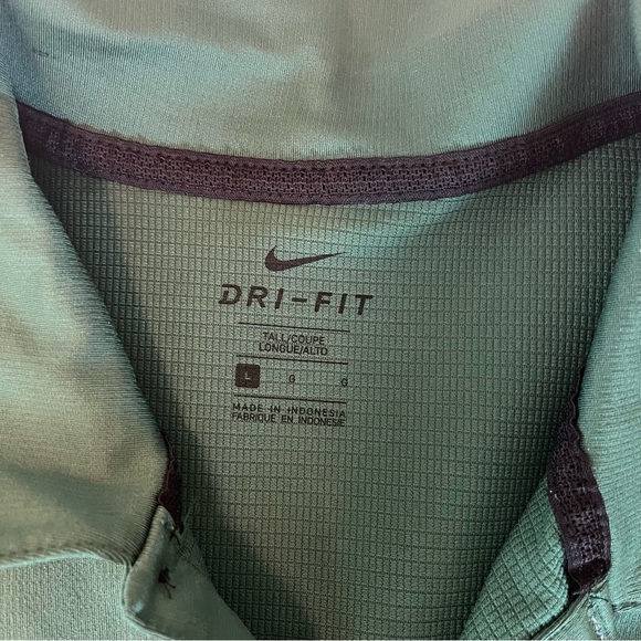 Nike Golf Polo - Picture 3 of 3